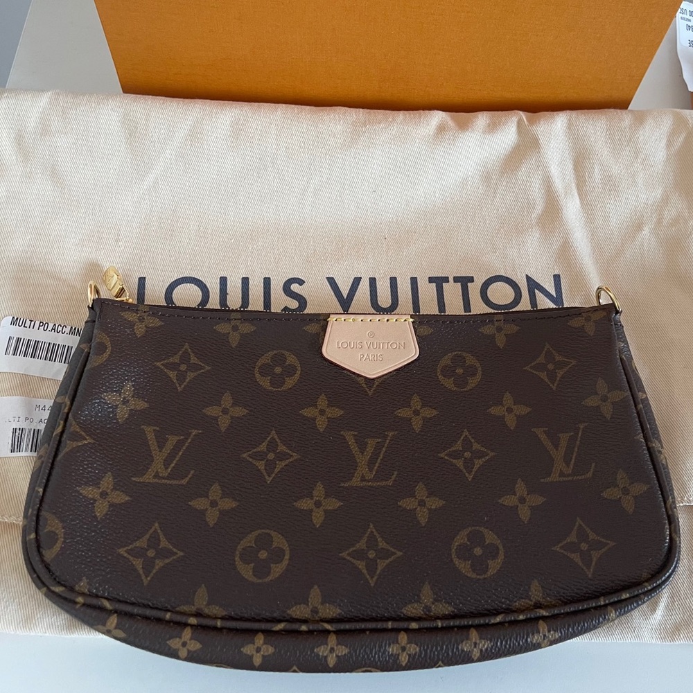 Authentic Louis Vuitton pink Pochette - Picture 7 of 17